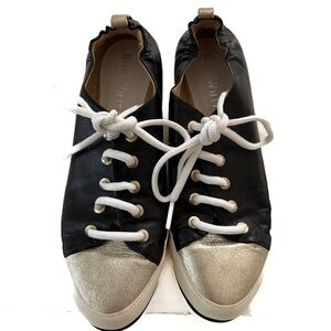 Ron White Women’s Nova Bicolor Napa Low-Top Sneakers Size 7.5 Made In Italy